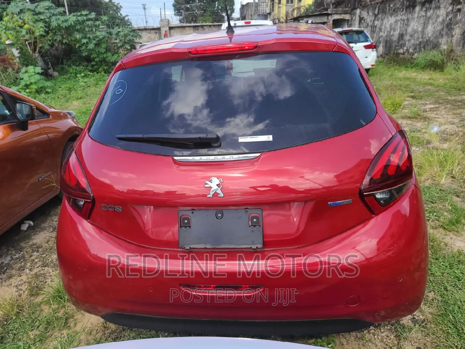 Peugeot 208 2016 Red