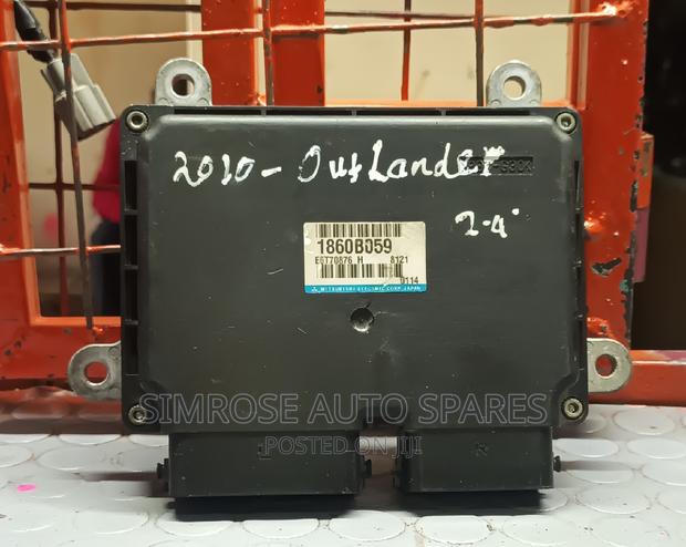 Mitsubishi Outlander 2010 Engine Control Unit.