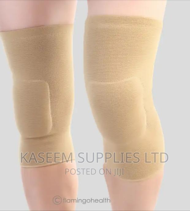 Flamingo Gel Knee Cushion - main view