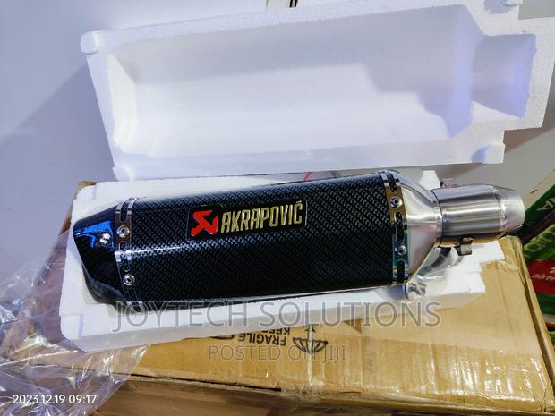 Exhaust Muffler Akrapovic System.