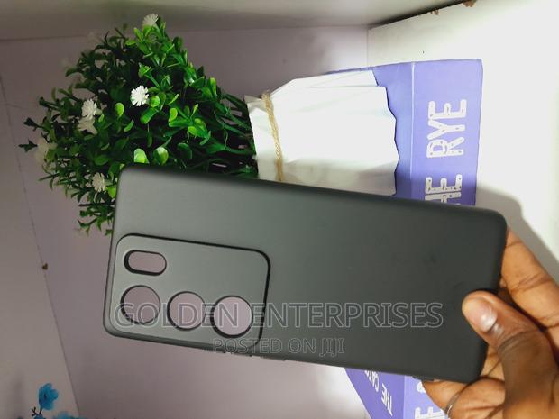 Vivo V29 5G - main view