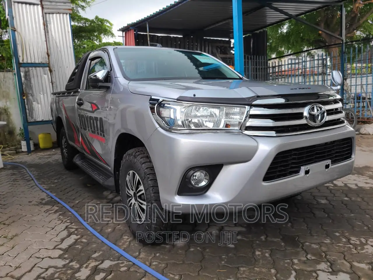 Toyota Hilux 2017 Silver
