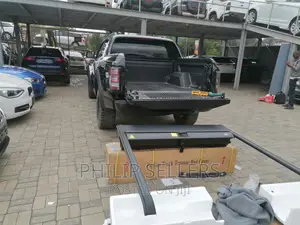 Double Cab Roll Top Cover That Adapts to Your Lifestyle.