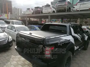 Double Cab Roll Top Cover That Adapts