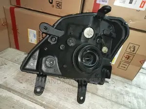 D-Max Old Model Headlamp/Headlight