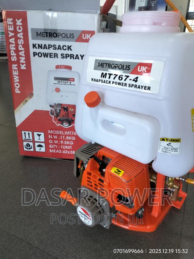 Metropolis Uk Engine Sprayer - thumbnail 3