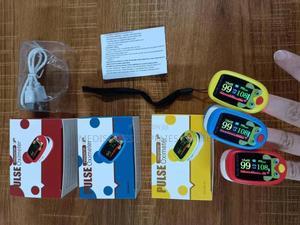 'pediatric Pulse Oximeter. Fingertip ) - thumbnail 2