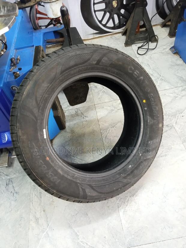 195/65r15 Ceat Tyre - thumbnail 2