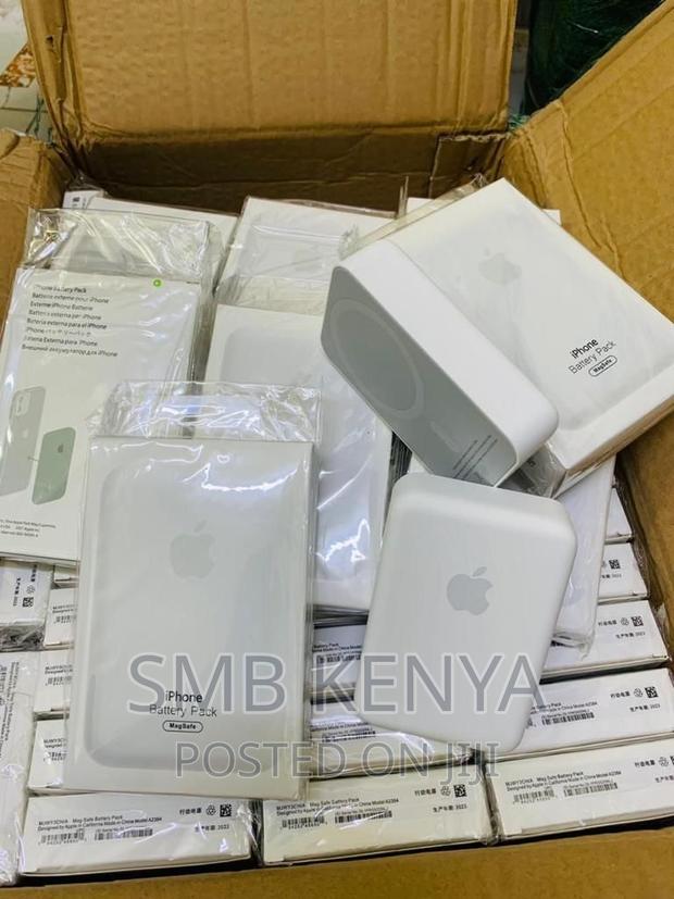 iPhone Battery Pack Wireless Power Bank - thumbnail 2