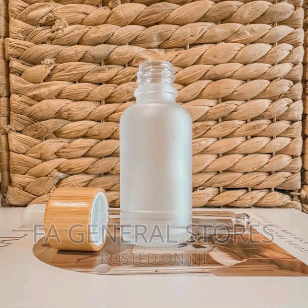 30ml Frosted Glass Bottles - thumbnail 3
