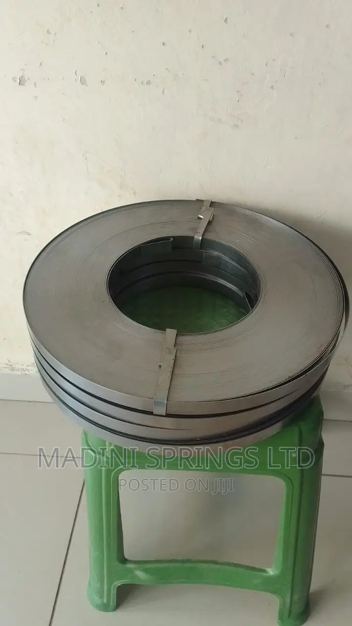 Hoop Iron 16gauge-(Available in 10kgs,20kgs, 30kgs Price Is Per Kg )