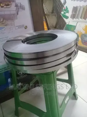 Hoop Iron 16gauge-(Available in 10kgs,20kgs, 30kgs Price Is Per Kg )