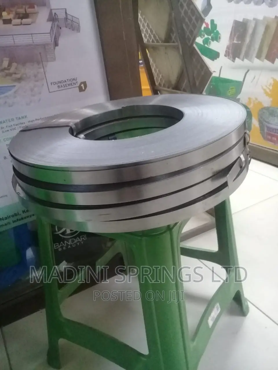 Hoop Iron 16gauge-(Available in 10kgs,20kgs, 30kgs Price Is Per Kg )