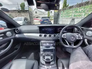 Mercedes-Benz E250 2016 Matt Black