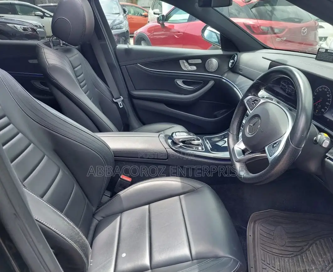 Mercedes-Benz E250 2016 Matt Black