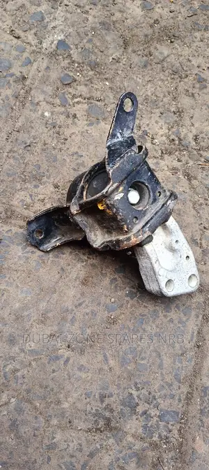 Toyota Fielder, Nze, Axio 1nz,2nz Engine Mount Right Side.