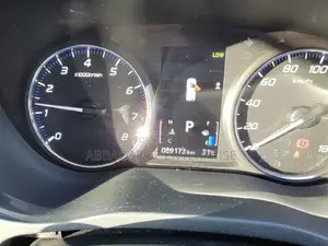Mitsubishi Outlander 2017 Off white