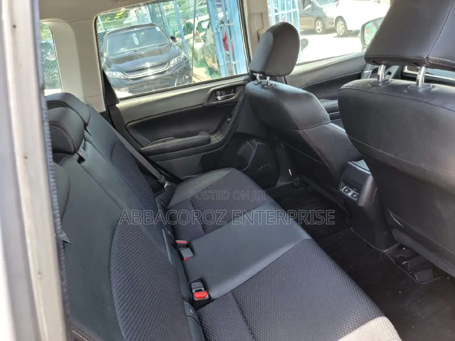 Mitsubishi Outlander 2017 Off white