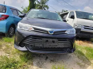 2016 Toyota Axio Black 2WD 1.5 Hybrid - Modern and Fuel-efficient
