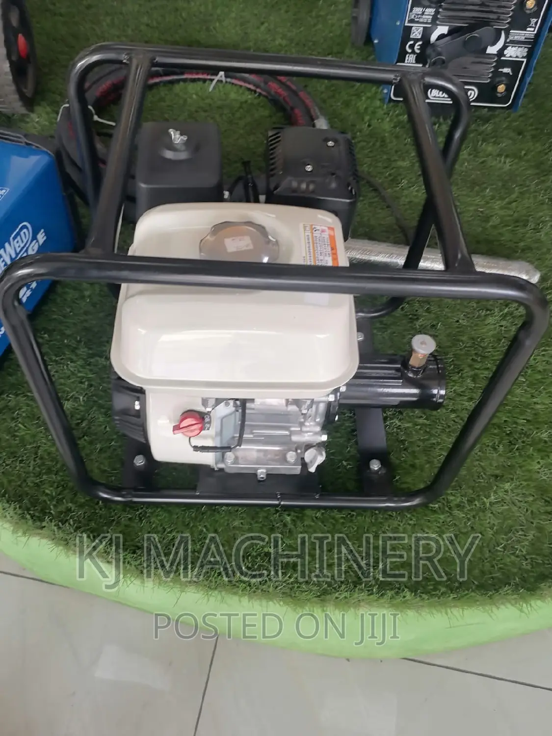 Honda Poker Vibrator-Gasoline Powered Poker