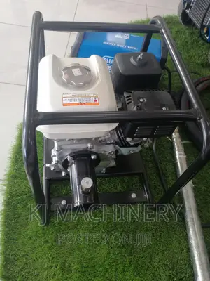 Honda Poker Vibrator-Gasoline Powered Poker