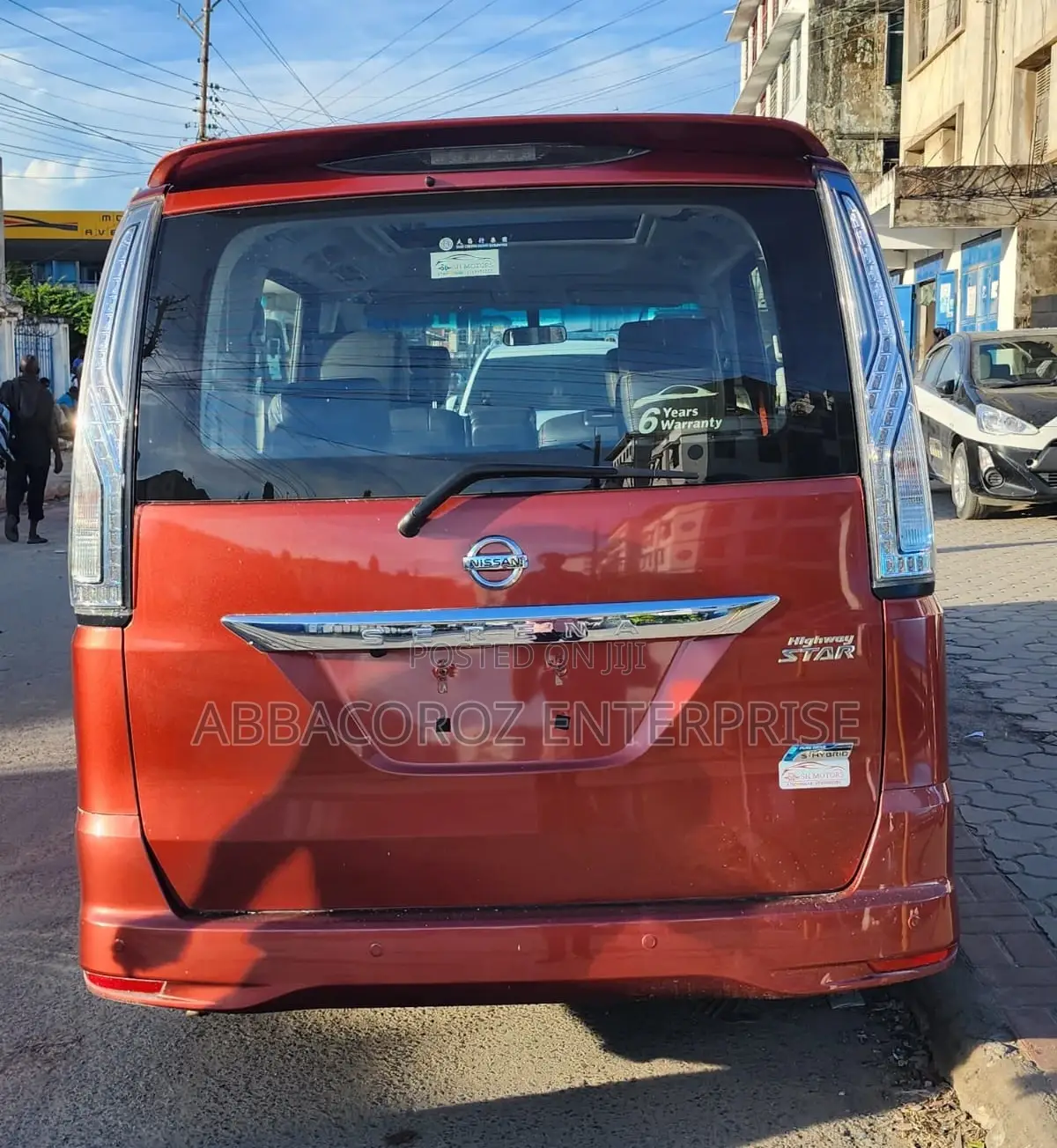 Nissan Serena 2016 Red