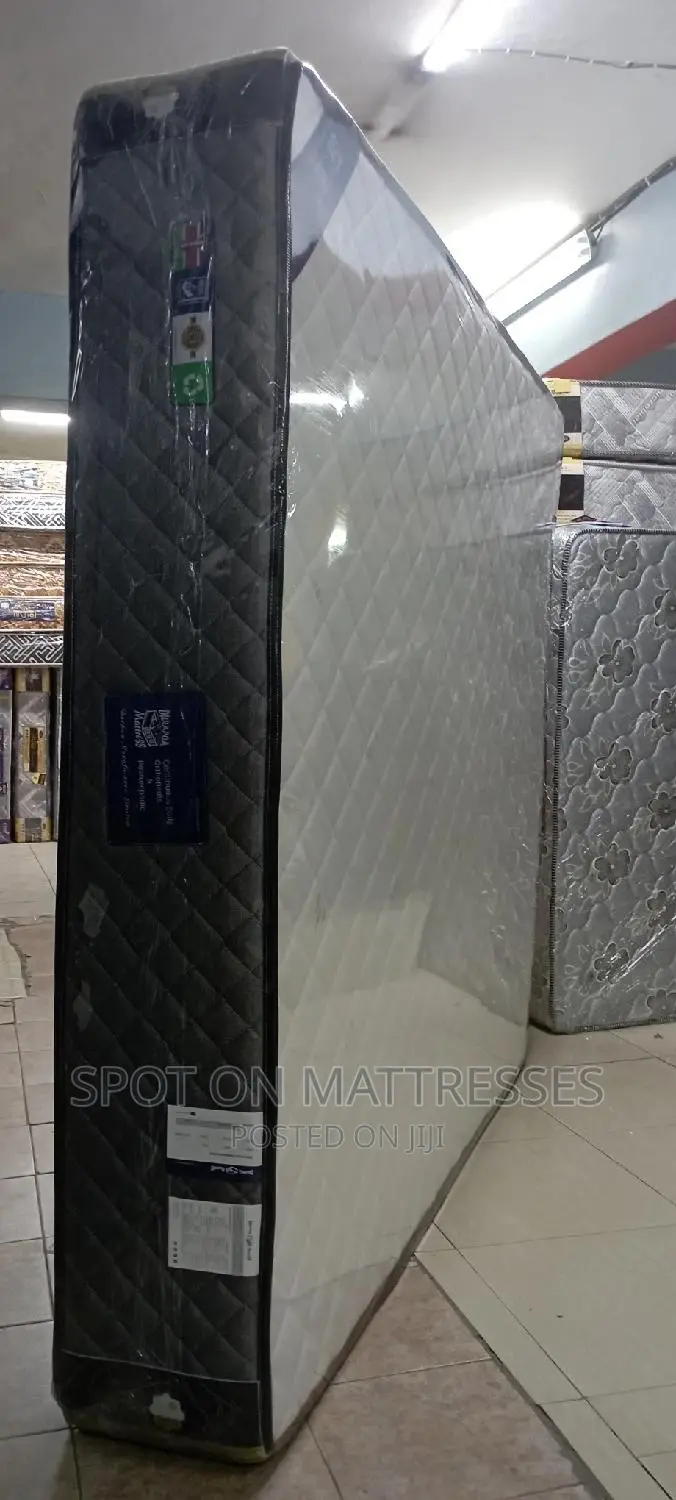 6by7 12inch Orthopaedic Spring Mattress 10years Warranty.