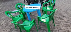 Plastic Round Table and 5 Flower Chairs