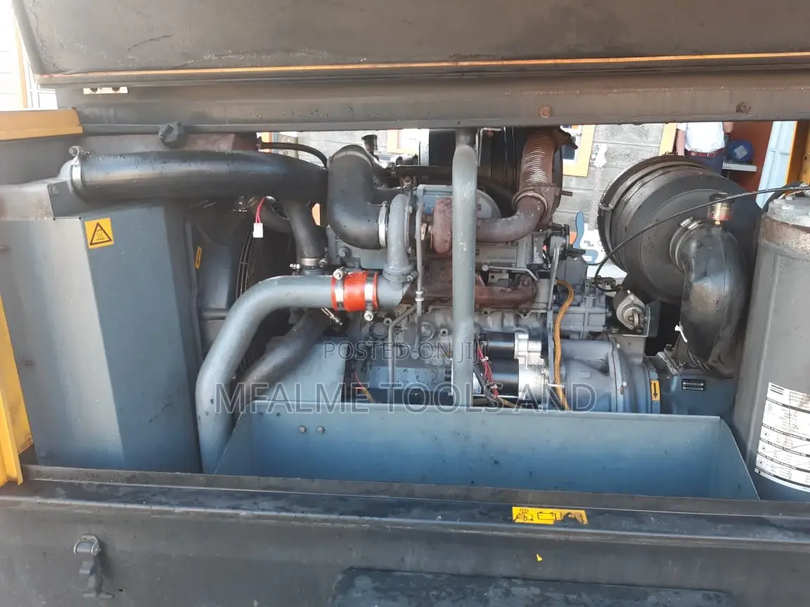 Compressor 2004 Atlascopco 4cyl Deutz 400cfm 15bar Max Ex-Uk