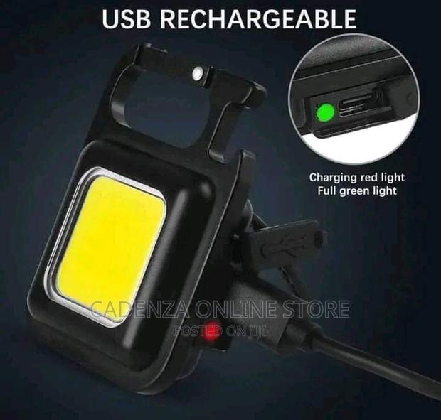 Multifunctional Mini Flashlight - thumbnail 2