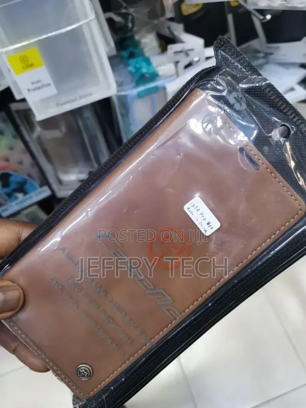 Caseme iPhone 14 Pro Max Bookcase (Coffee)
