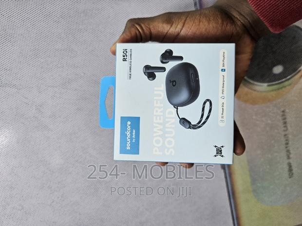 Anker Soundcore R50i - main view