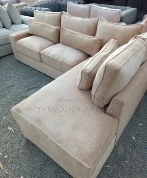 Beautiful Elegant Corner Sofa/L Sofa