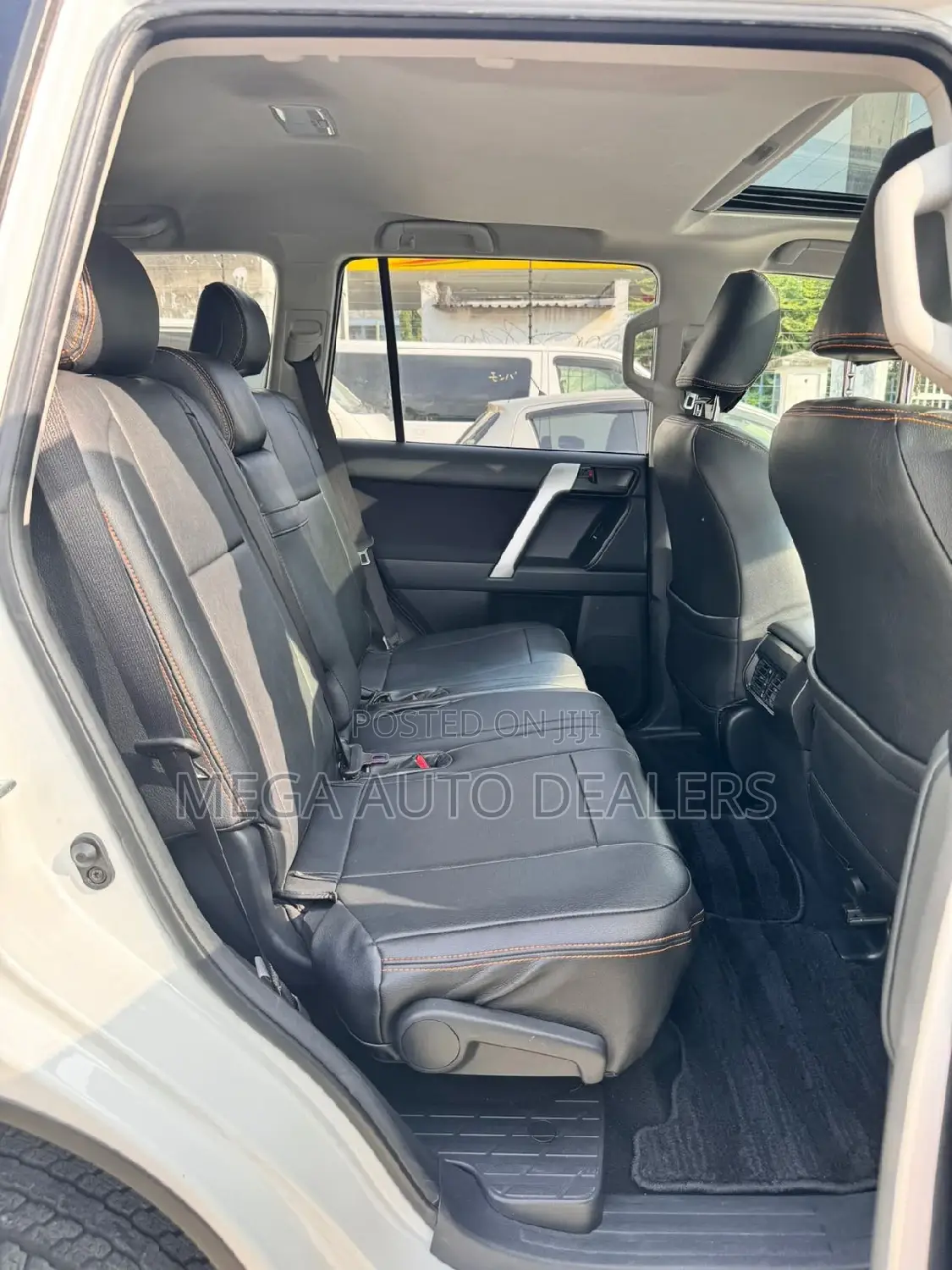 Toyota Land Cruiser Prado 2.7 2018 Pearl