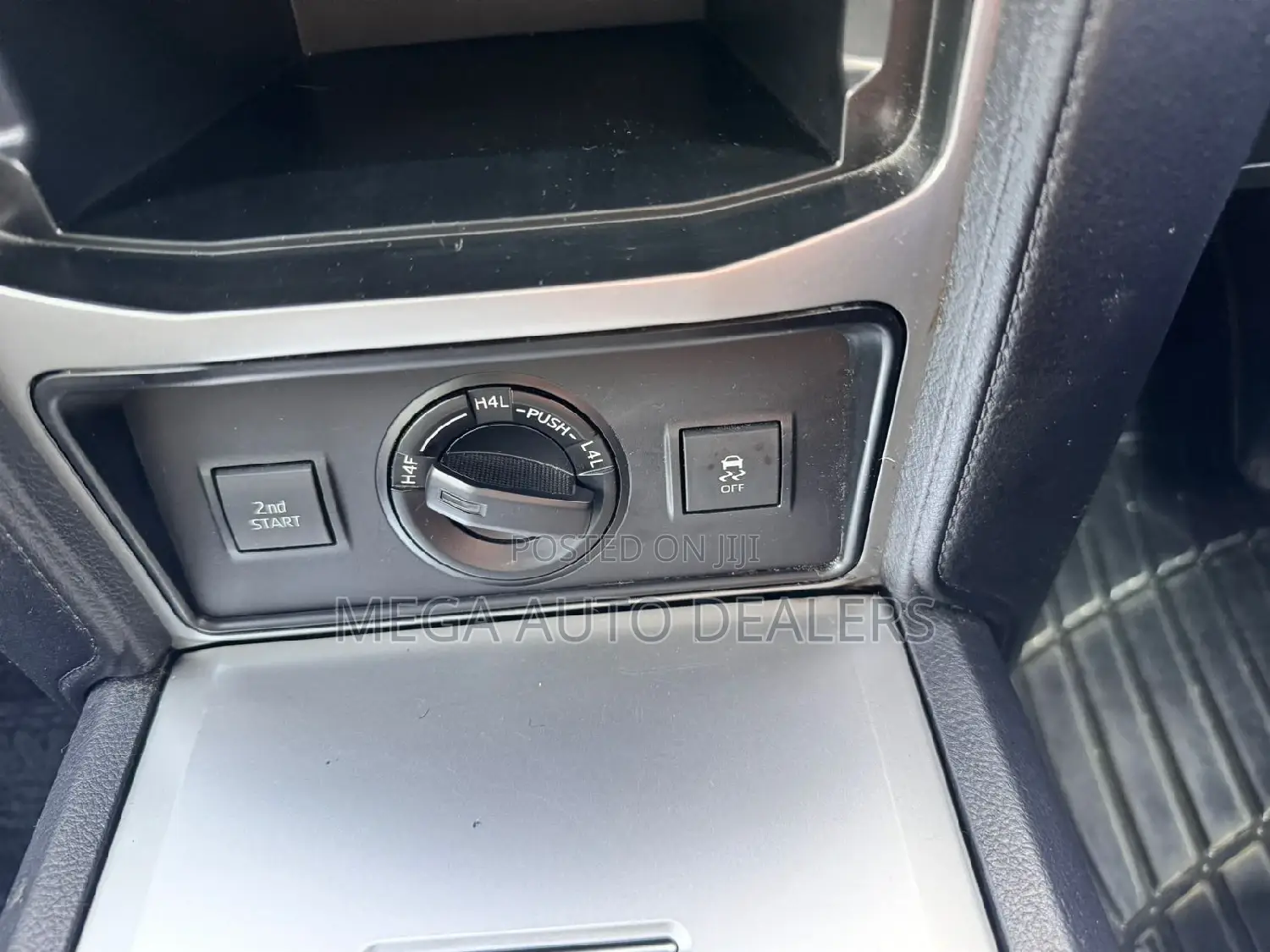 Toyota Land Cruiser Prado 2.7 2018 Pearl