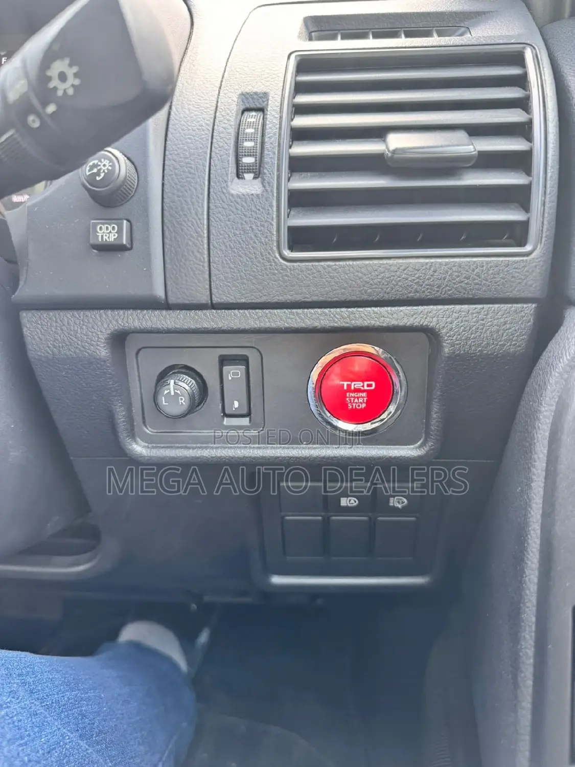Toyota Land Cruiser Prado 2.7 2018 Pearl