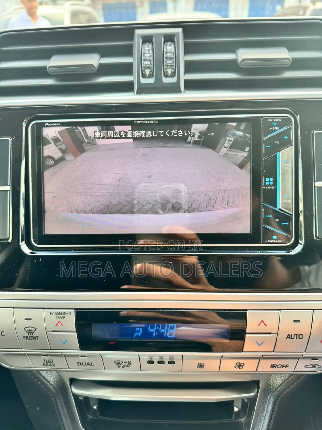Toyota Land Cruiser Prado 2.7 2018 Pearl
