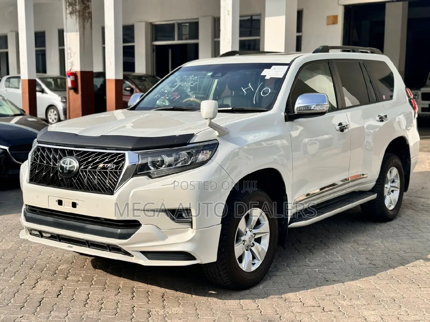 Toyota Land Cruiser Prado 2.7 2018 Pearl