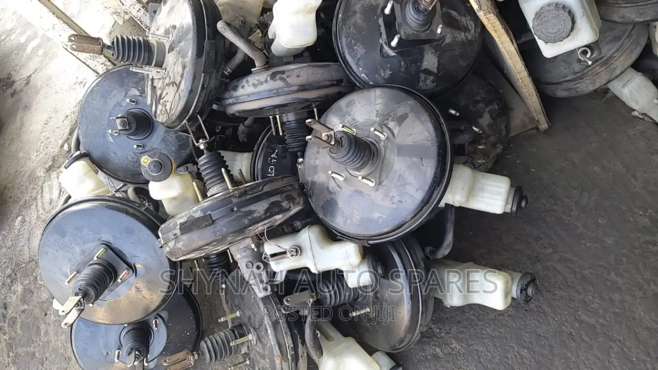Toyota Kluger Brake Master Cylinder and Booster Complete