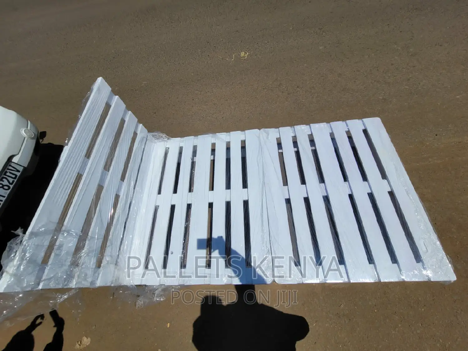 Pallet Bed- 4*6 Premium White Pallet Bed. (#SC19)