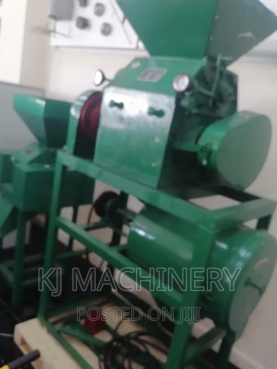Maize Flour Roller Mill -Quality Assurance With 10hp Motor