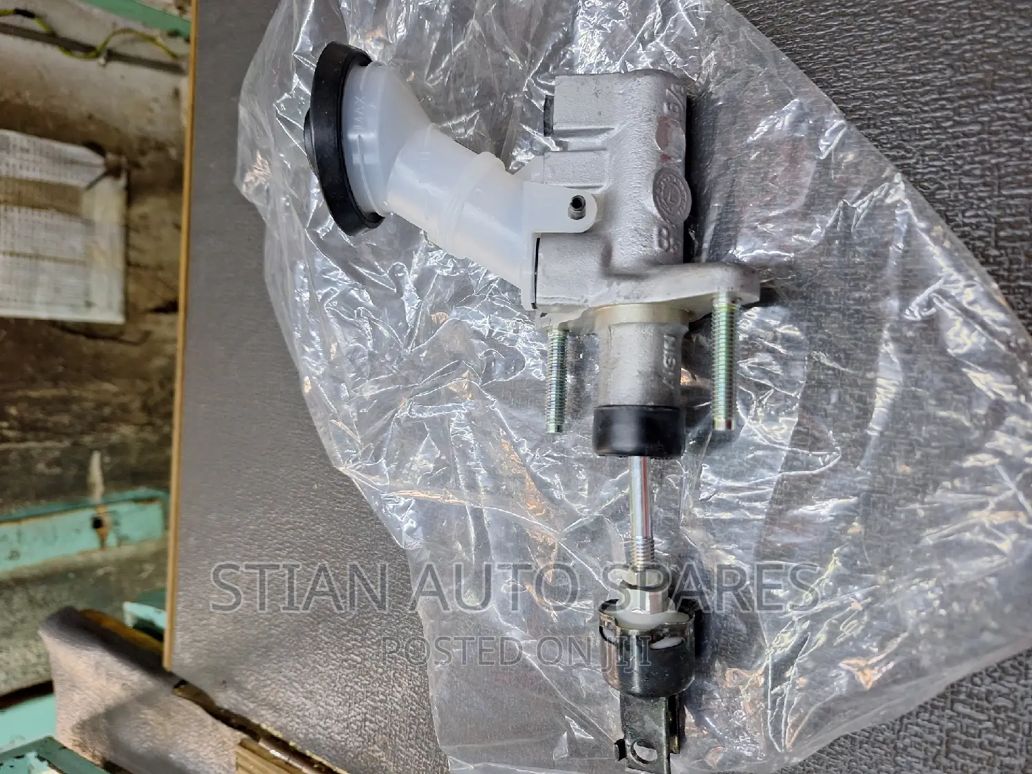 JAPAN Land Cruiser/Hillux Clutch Master Cylinder Up