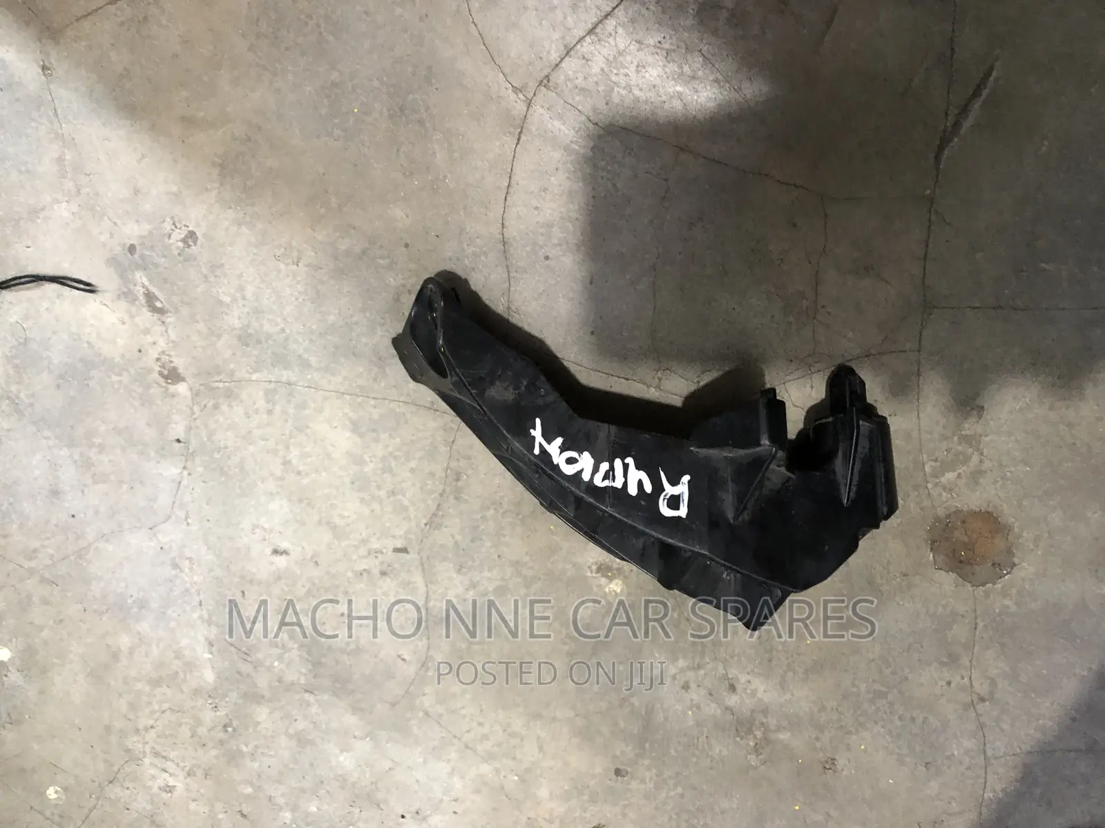 Toyota Rumion 2012rear Bumper Slide