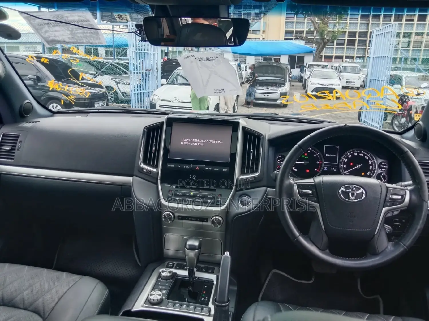 Toyota Land Cruiser 4.6 V8 ZX 2017 Silver