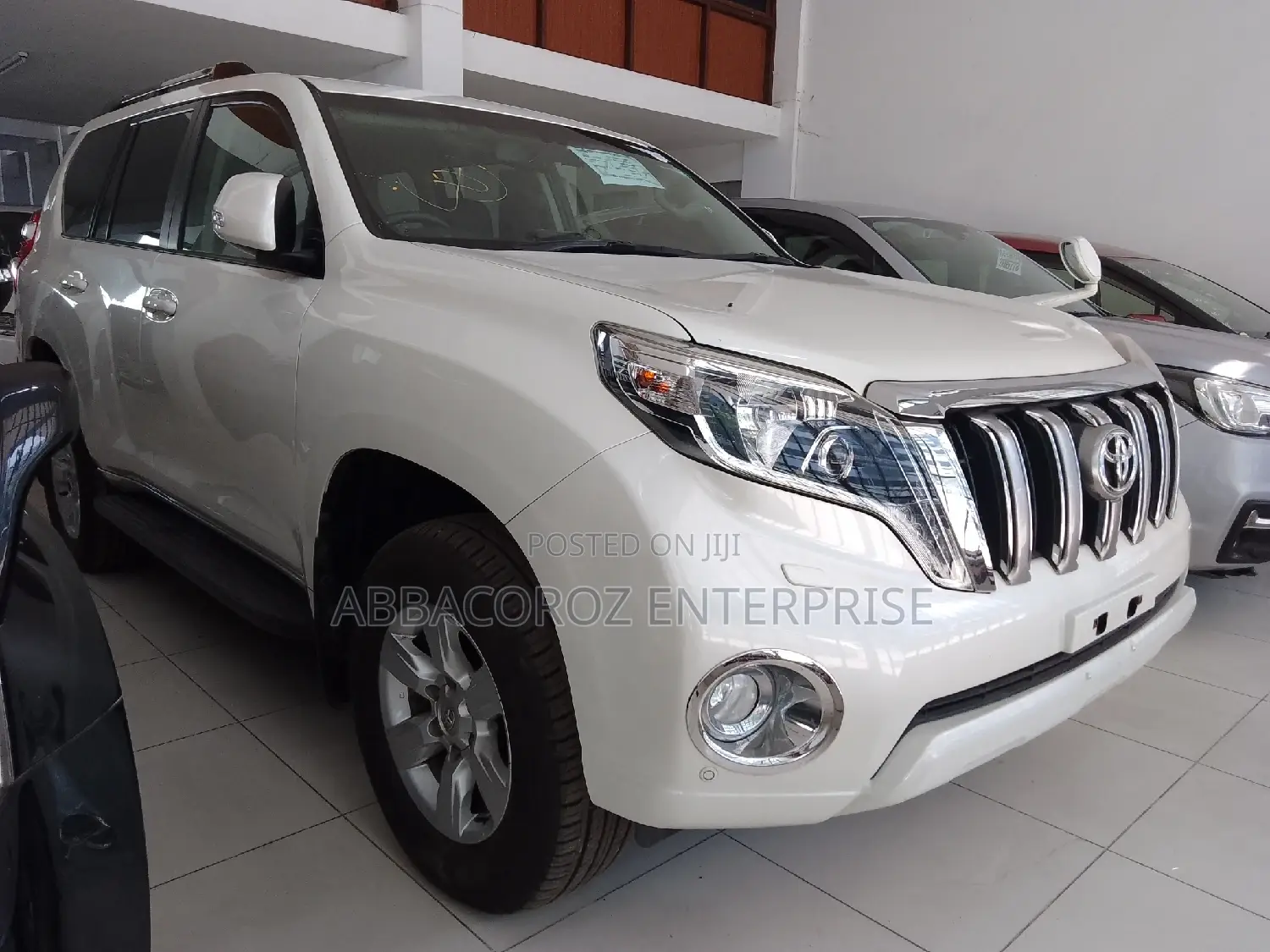 Toyota Land Cruiser Prado 2.8 2017 Ivory