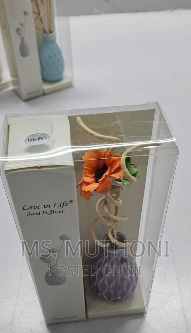 Decorative Flowers Ceramic Vase Reed Diffuser Essential Oil - thumbnail 8