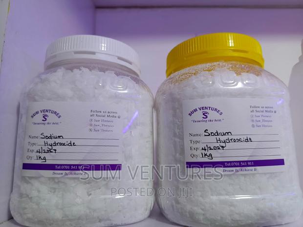 Sodium Hydroxide/ Caustic Soda/ Lye - main view