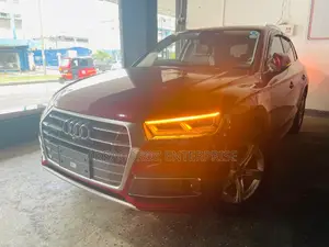 Audi Q5 2018 Red