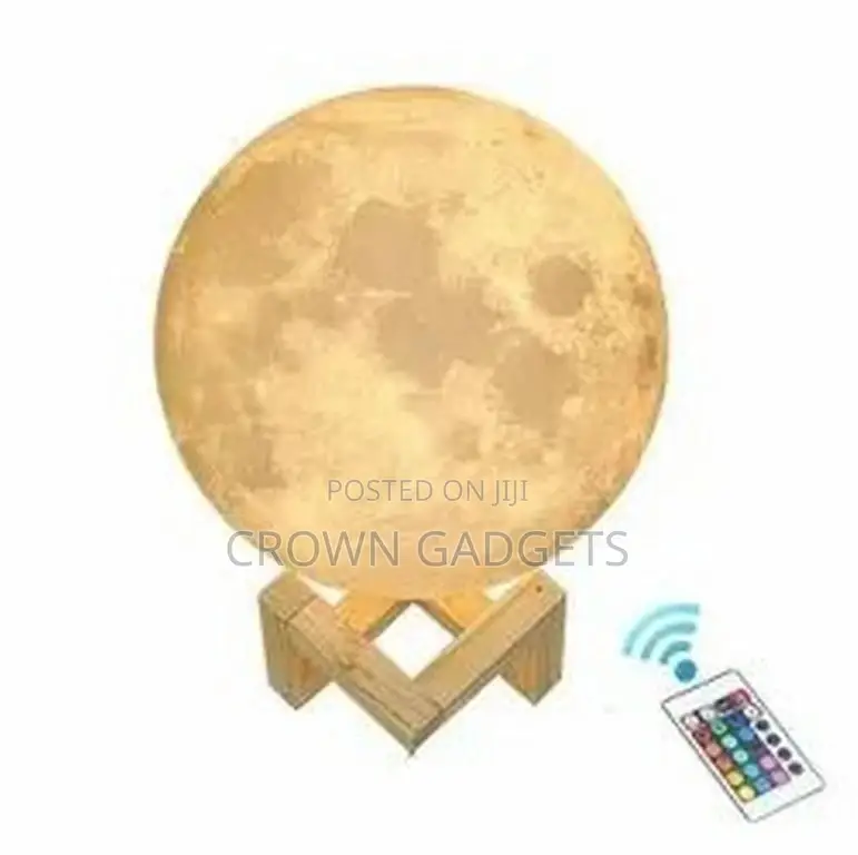 3D Printing Moon Lamp With Stand