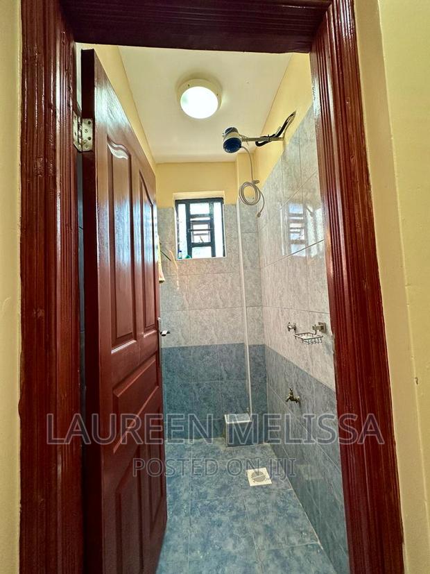 Candy's 2 Bedroom Staycation - thumbnail 13